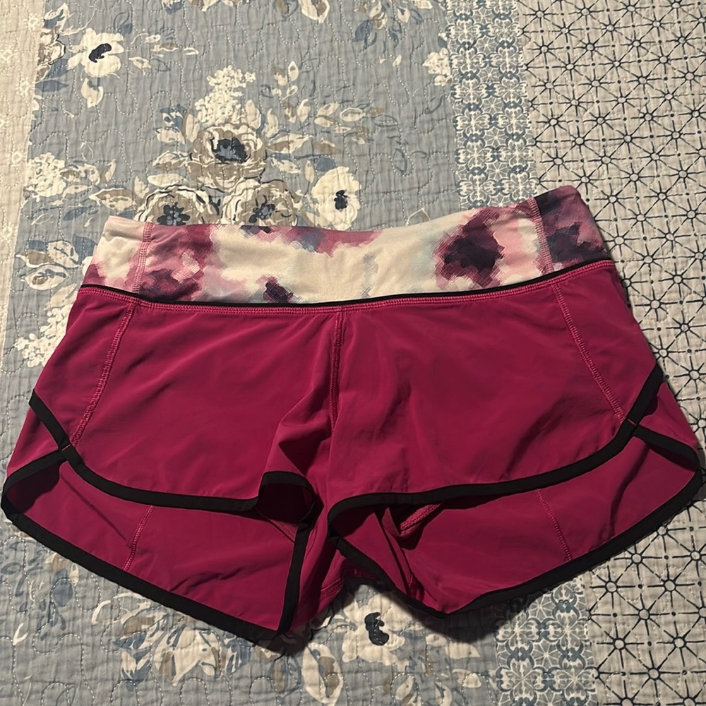 Lululemon Run Speed shorts size 6
